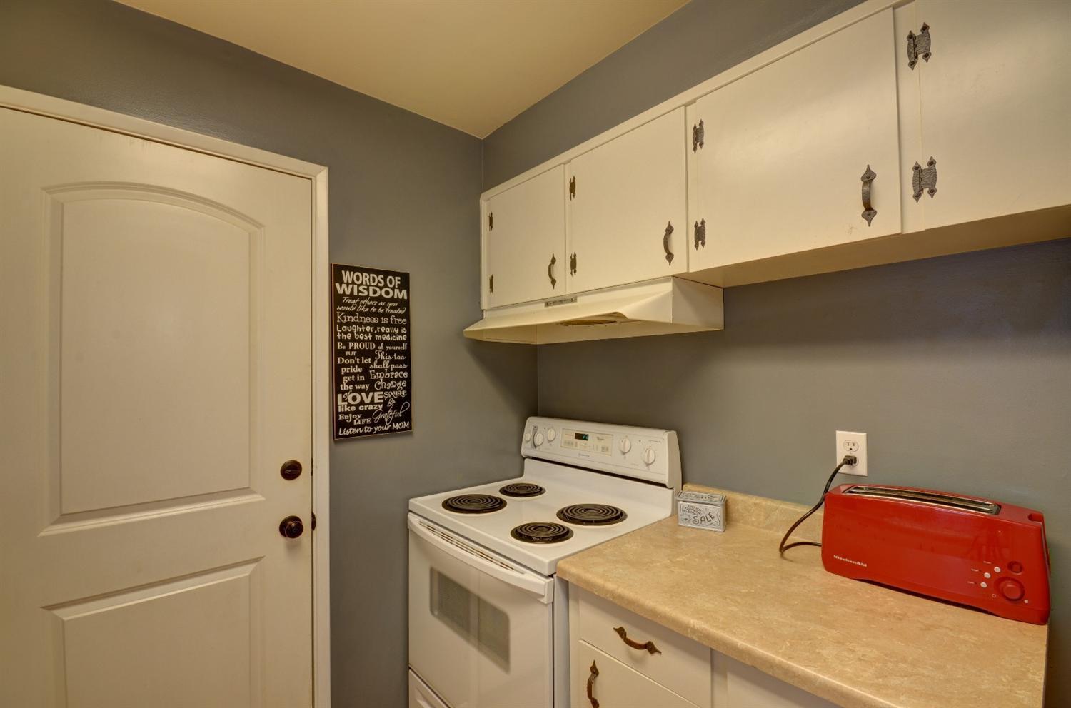 825 Chestnut Street Central Point, OR 97502 - Photo 17 of 26 Additional Photo