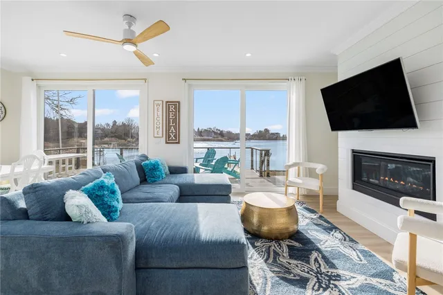 $2,750,000 | 38 Beach Drive, South Kingstown, RI 02879