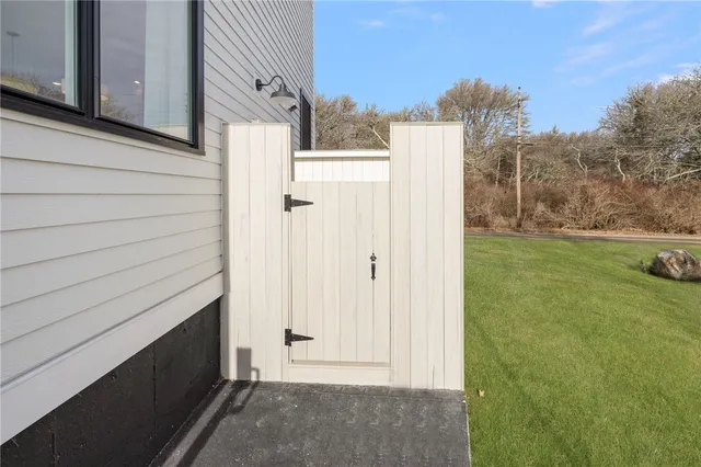 $2,750,000 | 38 Beach Drive, South Kingstown, RI 02879