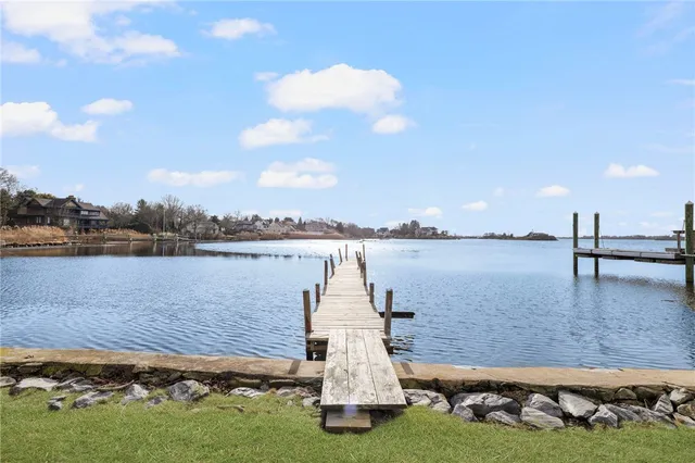 $2,750,000 | 38 Beach Drive, South Kingstown, RI 02879