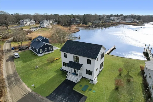 $2,750,000 | 38 Beach Drive, South Kingstown, RI 02879