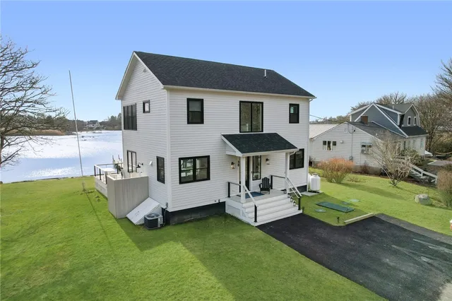 $2,750,000 | 38 Beach Drive, South Kingstown, RI 02879