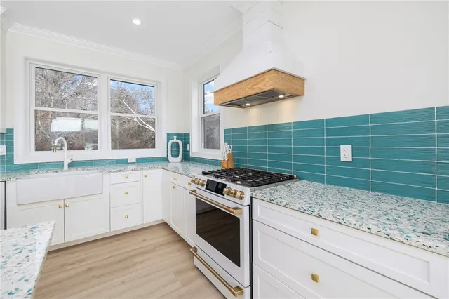 $2,750,000 | 38 Beach Drive, South Kingstown, RI 02879