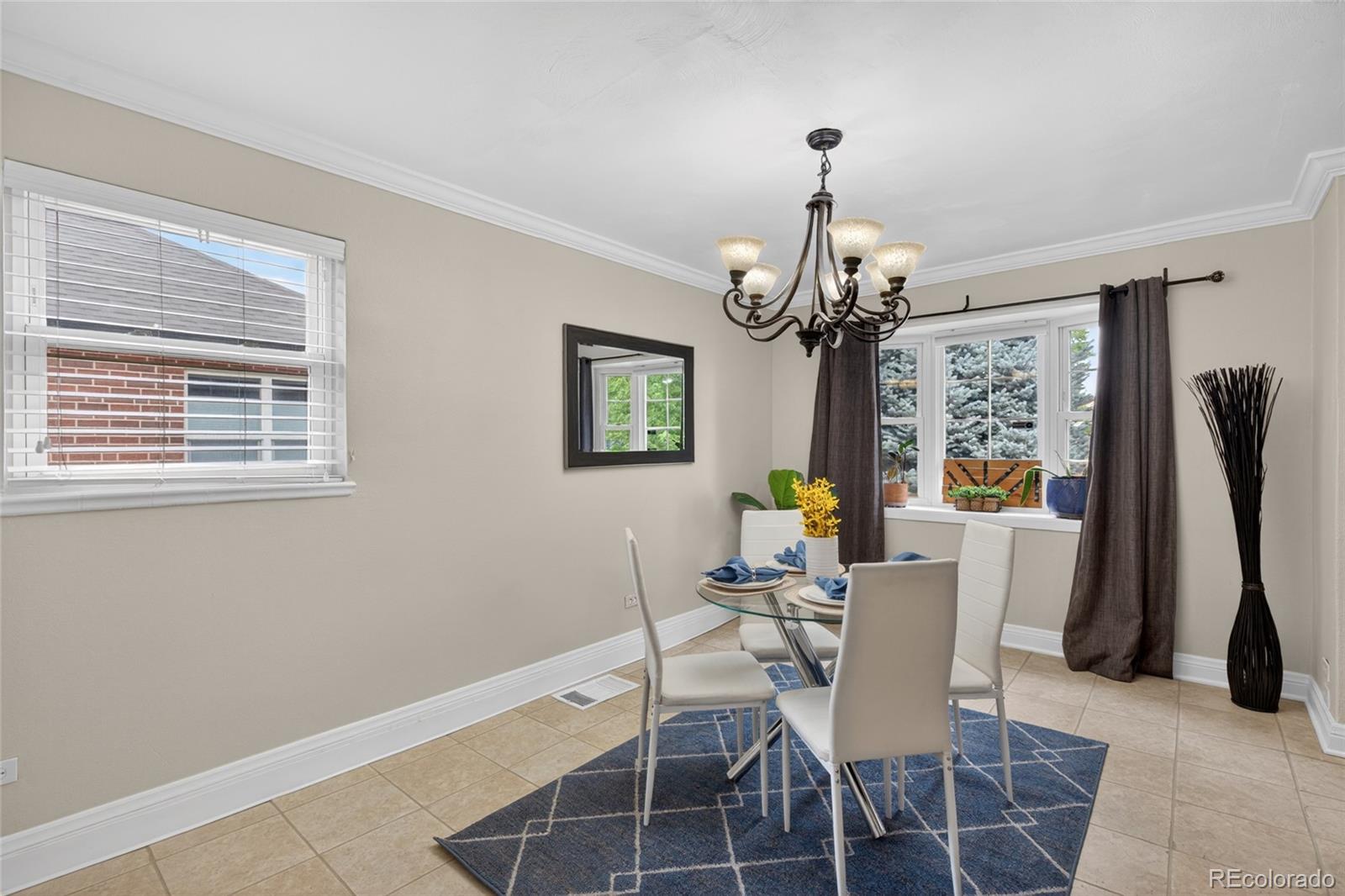 855 South Decatur Street Denver, CO 80219 - Photo 9 of 39