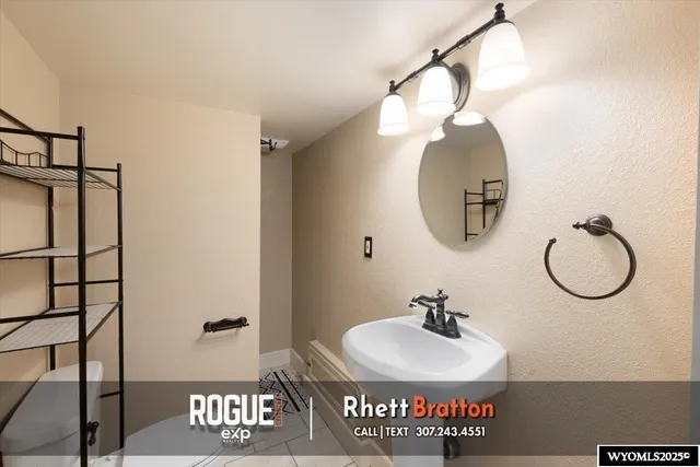 $305,000 | 835 South Ash Street, Casper, WY 82601