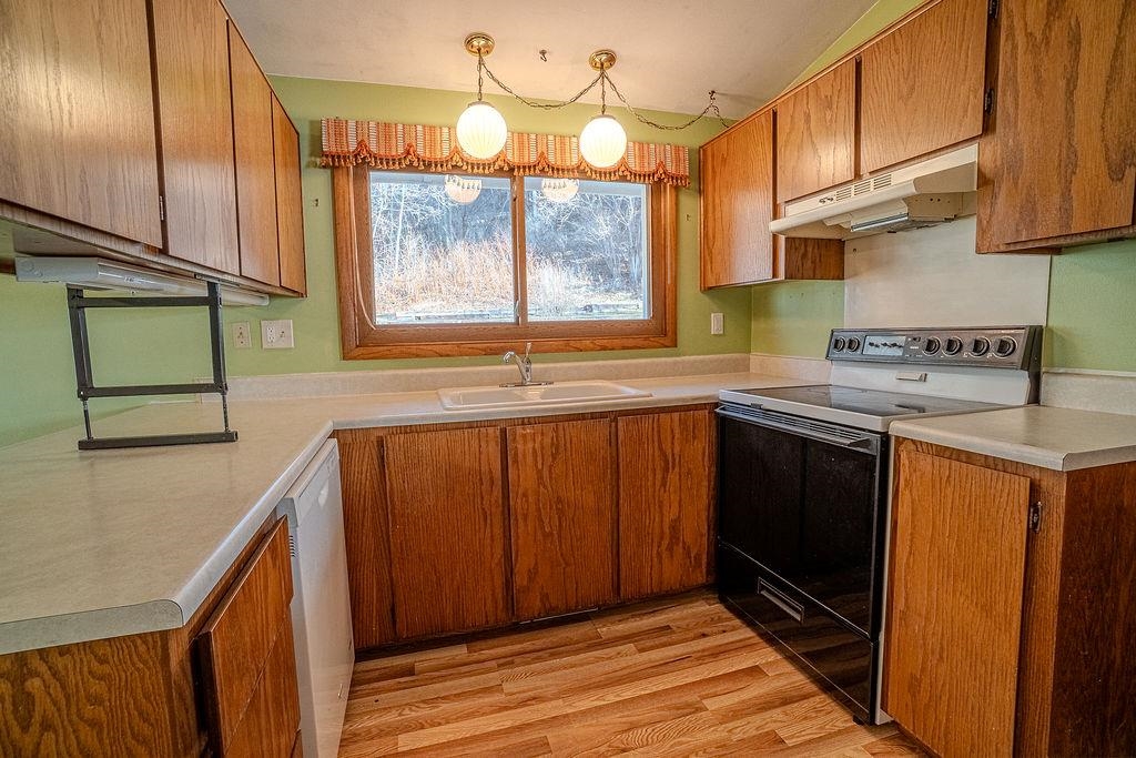 S351 County Rd G Wonewoc, WI 53968 - Photo 15 of 61