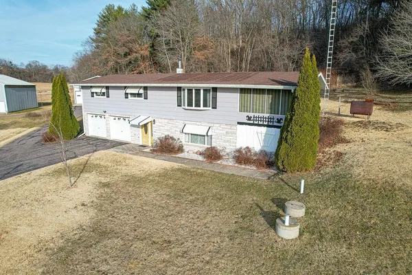 $329,000 | S351 County Rd G, Wonewoc, WI 53968