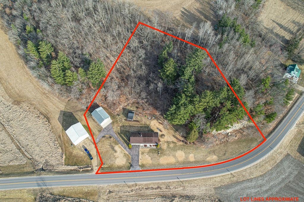 S351 County Rd G Wonewoc, WI 53968 - Photo 4 of 61