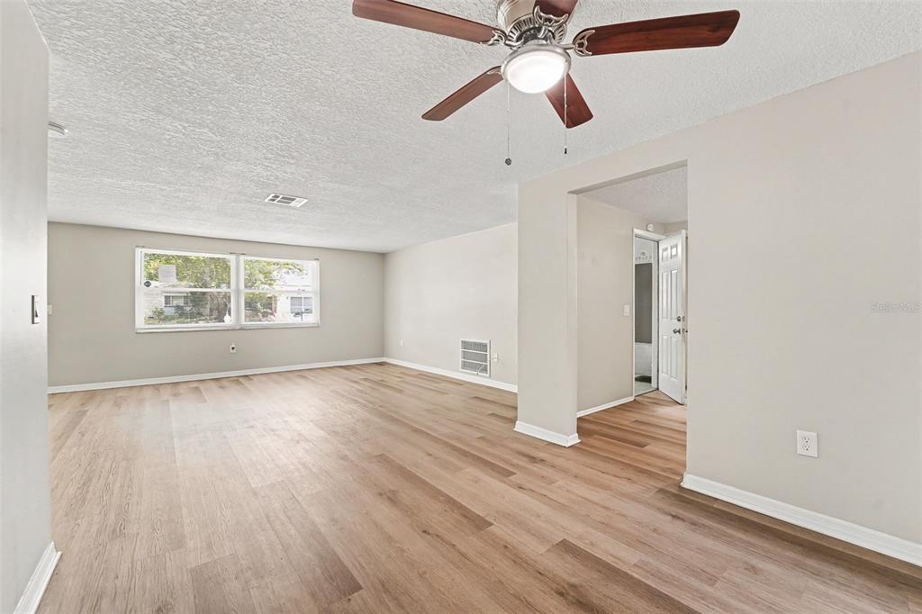 10815 Leeds Road Port Richey, FL 34668 - Photo 5 of 15 Gallery Image 5