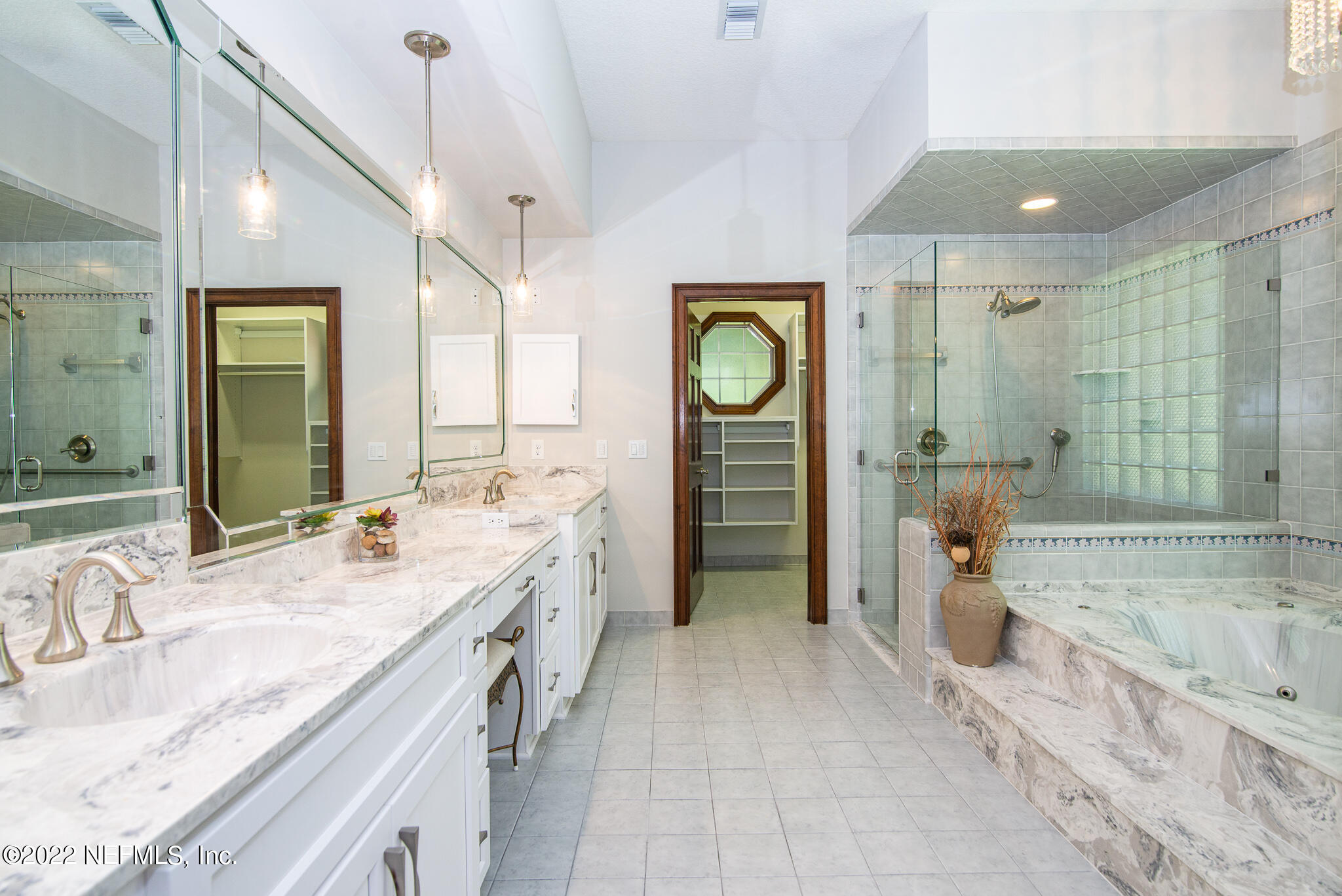 12520 Aladdin Road, Unit 1 Jacksonville, FL 32223 - Photo 25 of 59 Master Bathroom