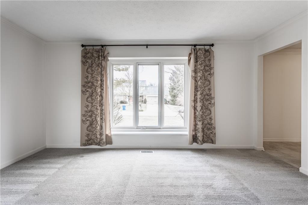 827 Bennett Road Carmel, IN 46032 - Photo 15 of 39