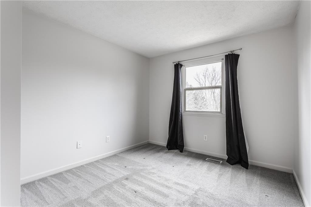 827 Bennett Road Carmel, IN 46032 - Photo 27 of 39