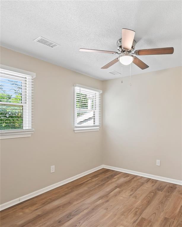10123 Steele Road Kansas City, KS 66111 - Photo 13 of 19