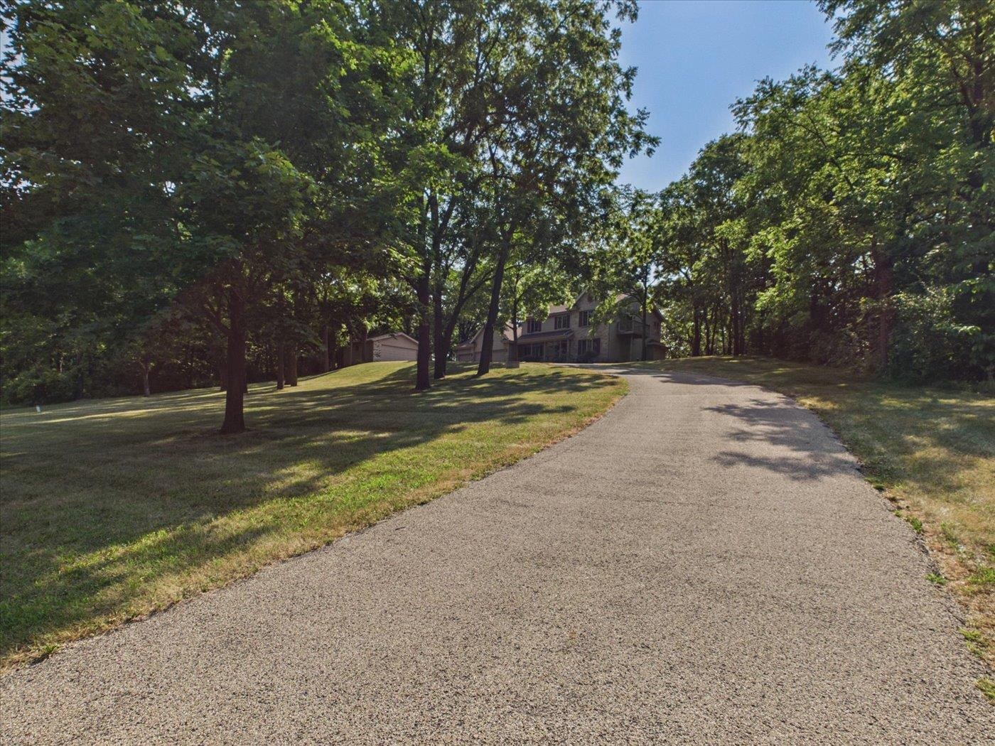 4232 Sprecher Road Madison, WI 53718 - Photo 10 of 65