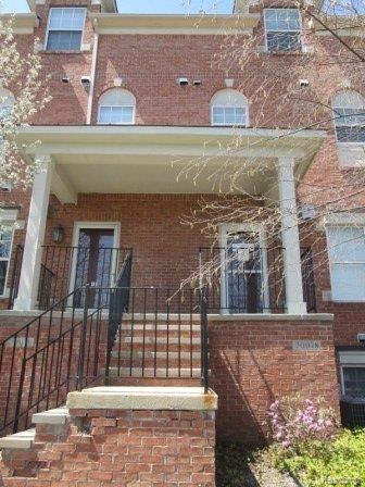 20078 Rodeo Court, Unit 9 Southfield, MI 48075 - Photo 1 of 22 1-Front.JPG