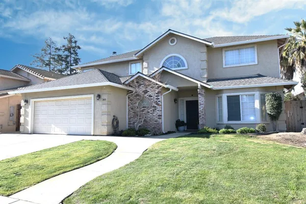 $3,900 | 3611 Apple Blossom Lane, Turlock, CA 95382