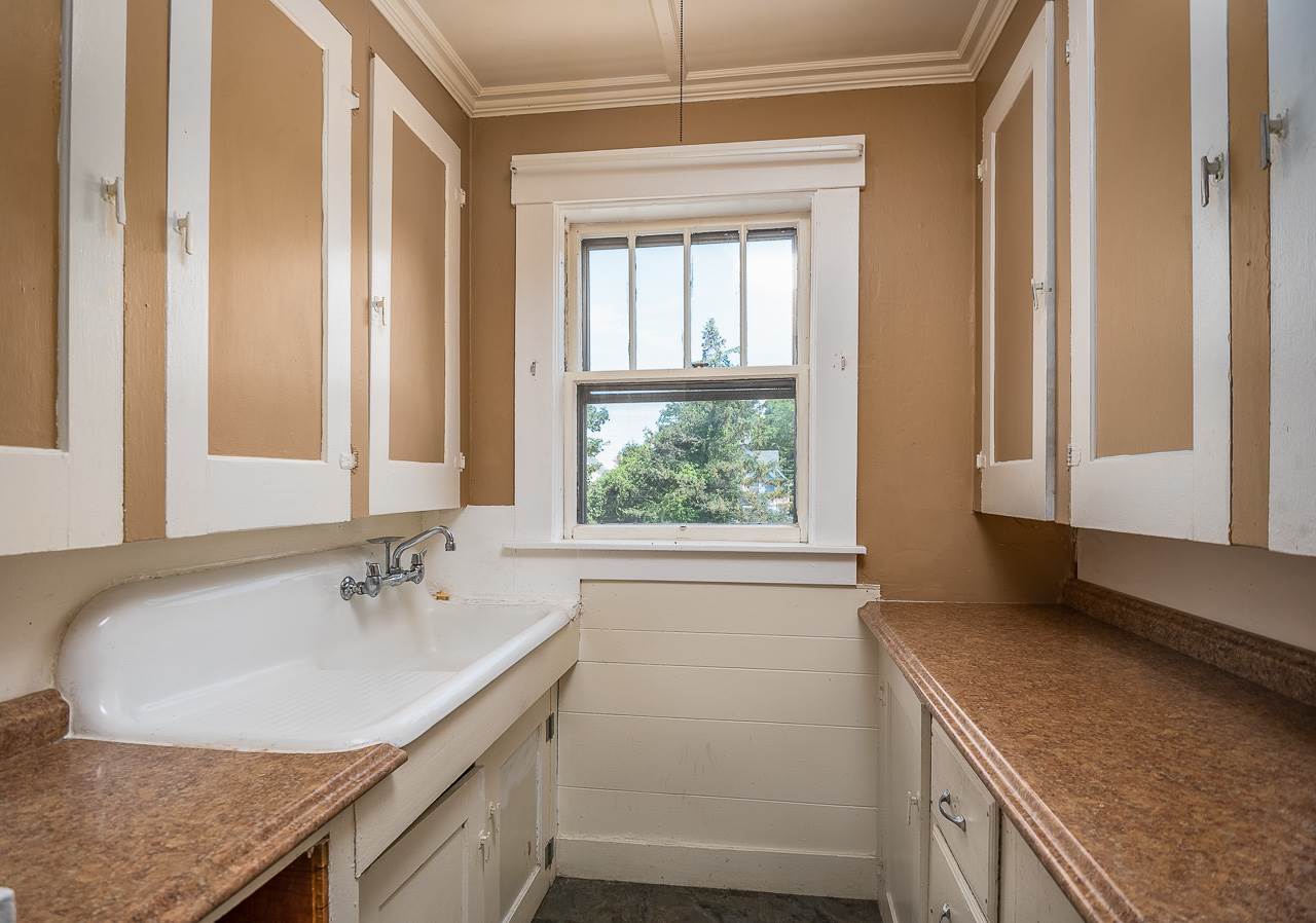 9 Furbush Street Rochester, NH 03867 - Photo 22 of 28