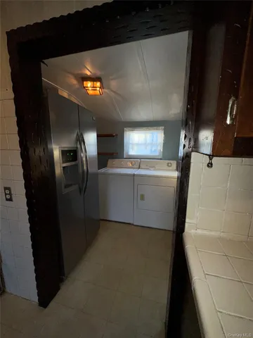 $3,000 | 460 South Bayview Avenue, Unit 1, Freeport, NY 11520