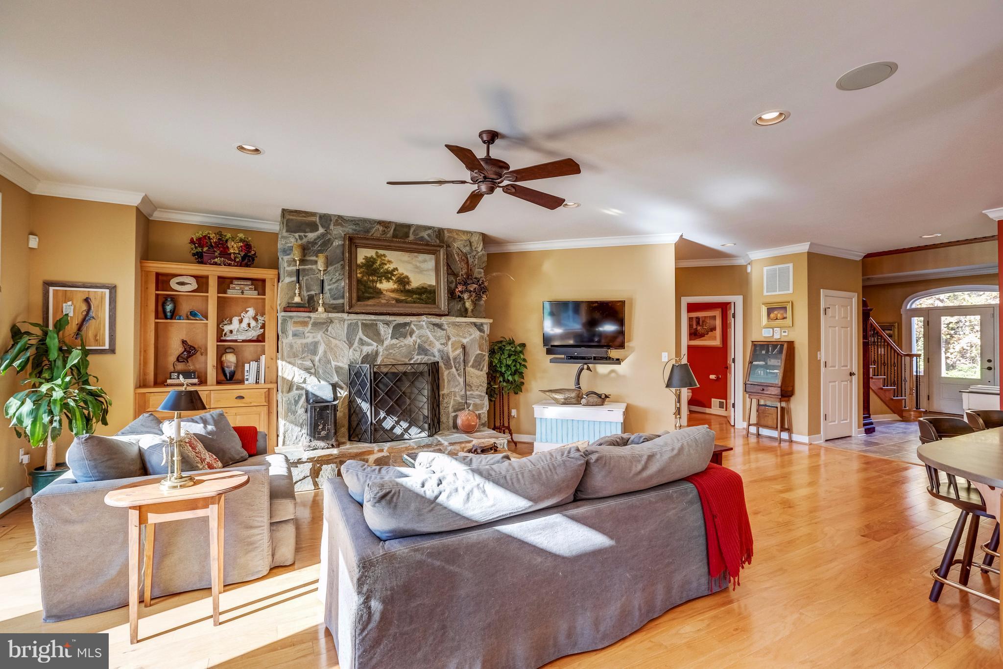 824 Skipjack Road Kinsale, VA 22488 - Photo 6 of 30 Family Room