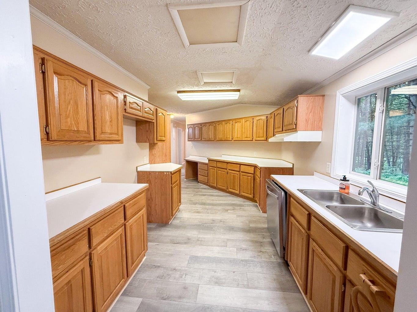600 Clear Lake Road West Branch, MI 48661 - Photo 12 of 33 1947227-02bd1082-e774-4b1f-b7d7-6e31b0948ed7.JPG