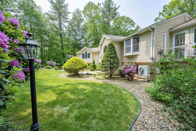 $850,000 | 97 Shannon Road, Salem, NH 03079