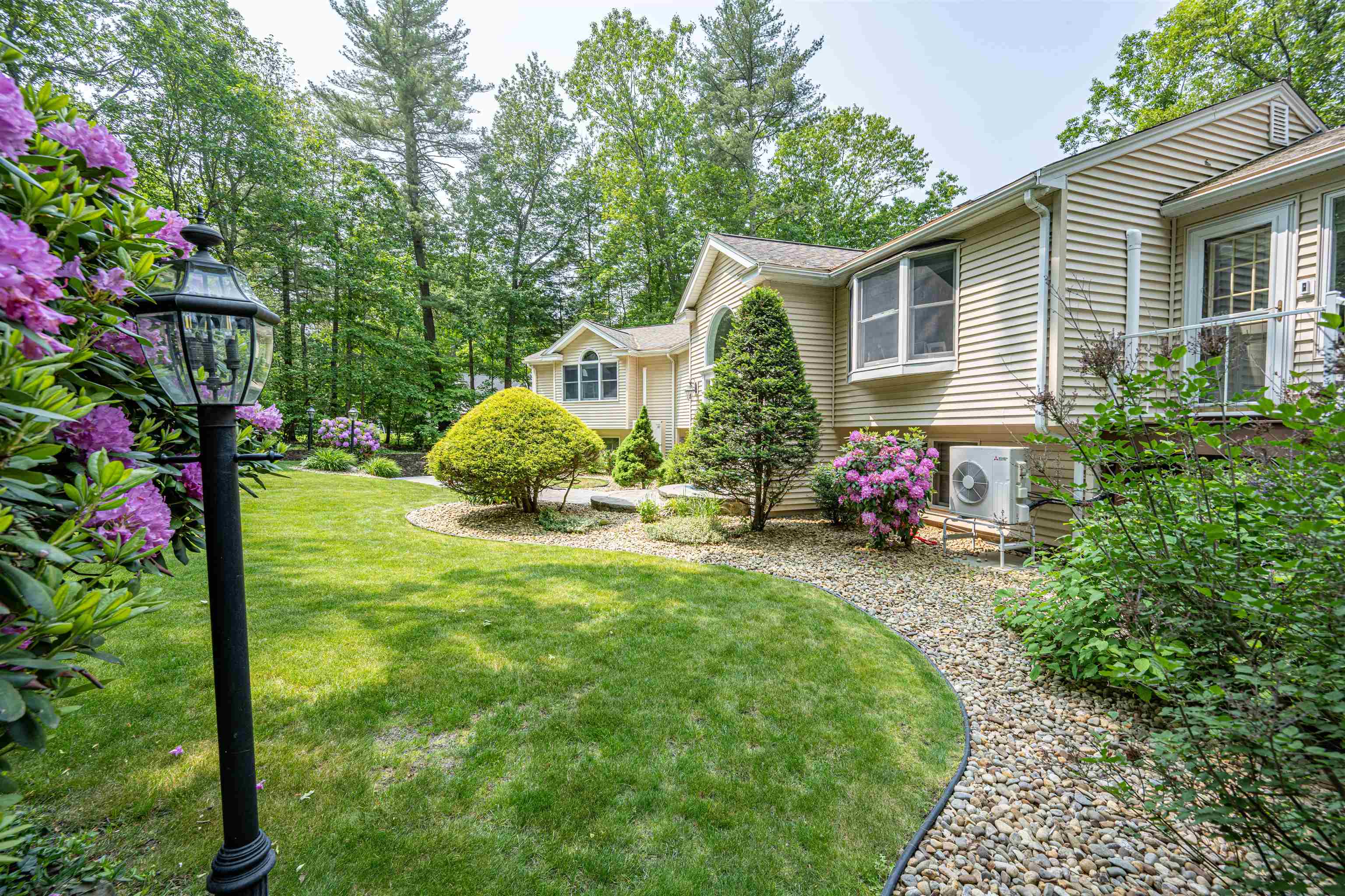 97 Shannon Road Salem, NH 03079 - Photo 13 of 60 Gallery Image 13
