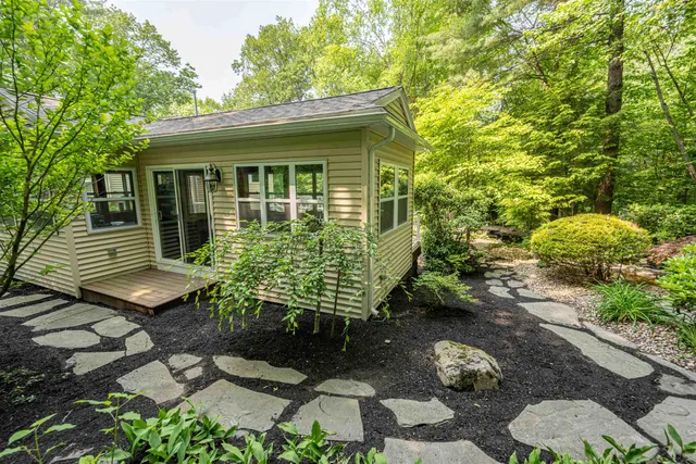 $850,000 | 97 Shannon Road, Salem, NH 03079