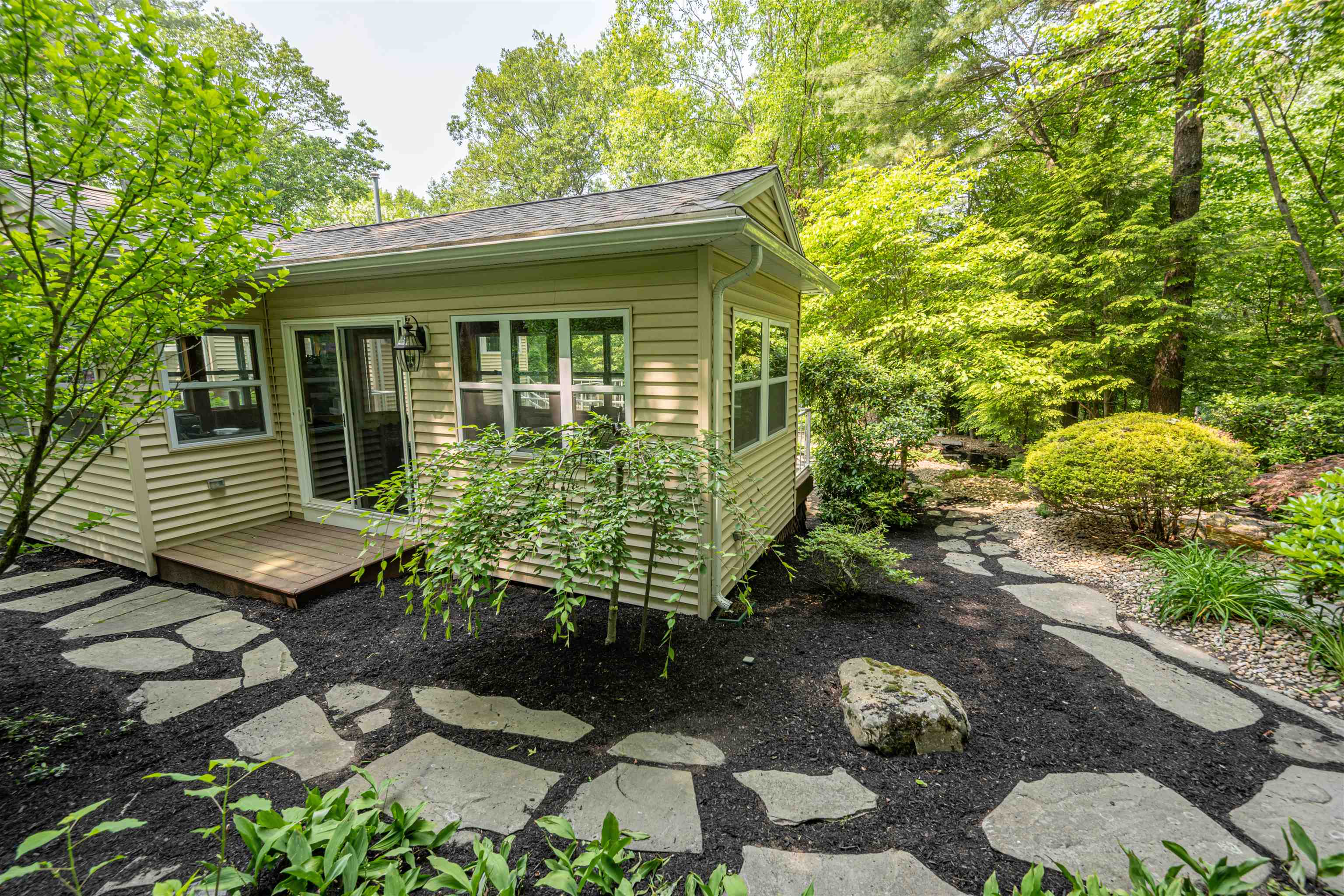 97 Shannon Road Salem, NH 03079 - Photo 15 of 60 Gallery Image 15