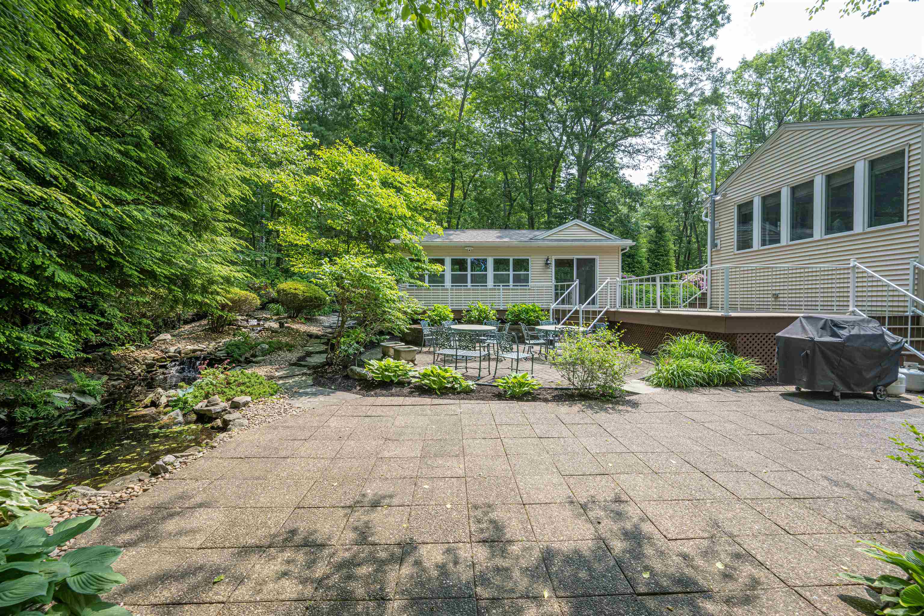 97 Shannon Road Salem, NH 03079 - Photo 22 of 60 Gallery Image 22