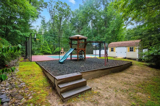 $850,000 | 97 Shannon Road, Salem, NH 03079