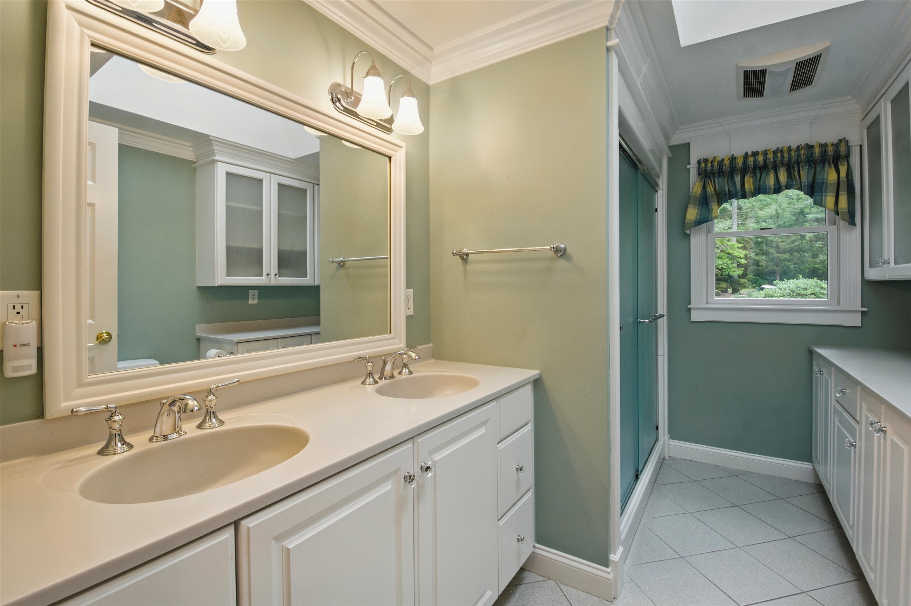 97 Shannon Road Salem, NH 03079 - Photo 50 of 60 Gallery Image 50