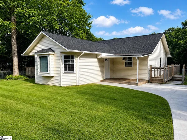$240,000 | 212 Seigler Road, Pelzer, SC 29669