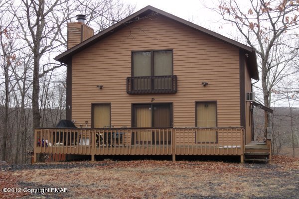6024 Decker Road Bushkill, PA 18324 - Photo 1 of 11 Main