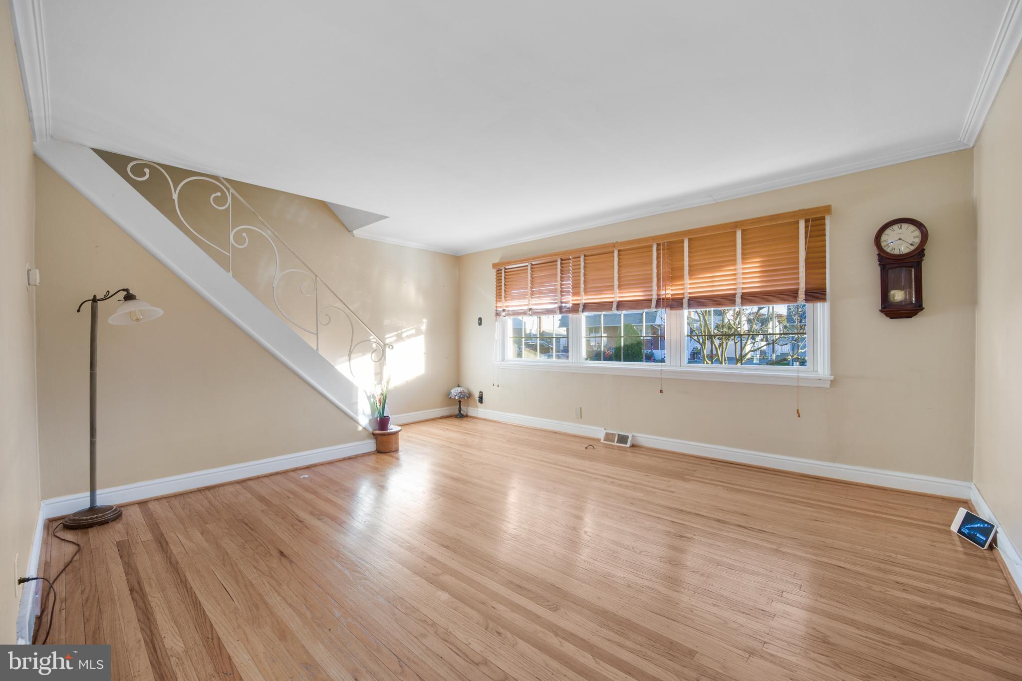 1426 Grace Road Swarthmore, PA 19081 - Photo 3 of 32 Living Room