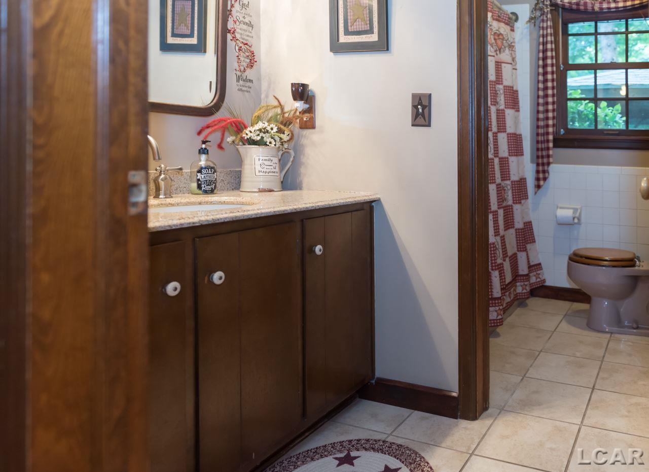 3575 Hunt Road Adrian, MI 49221 - Photo 49 of 99 31387487-48.JPG