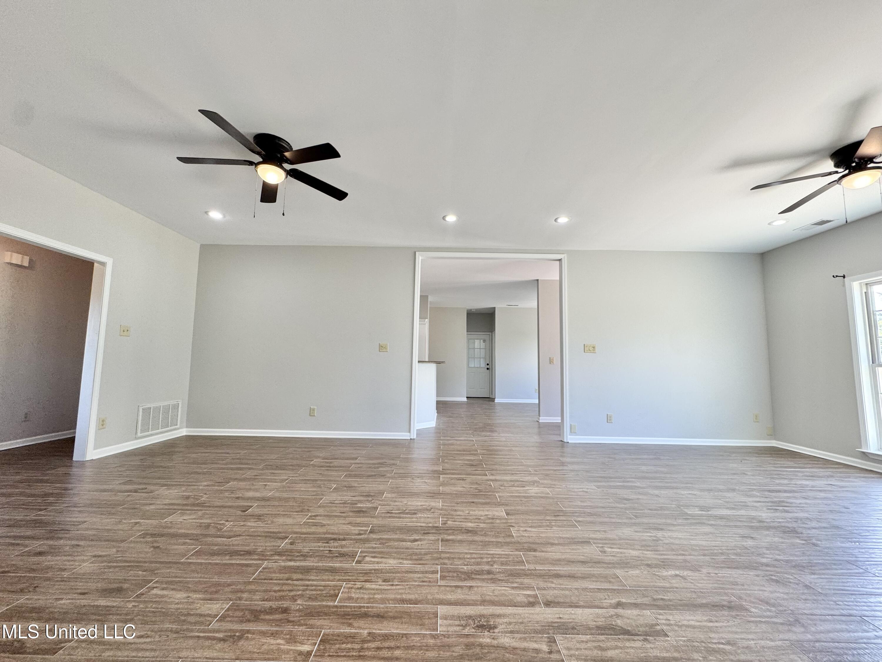 404 Golden Pond Circle Coldwater, MS 38618 - Photo 15 of 52 IMG_1748