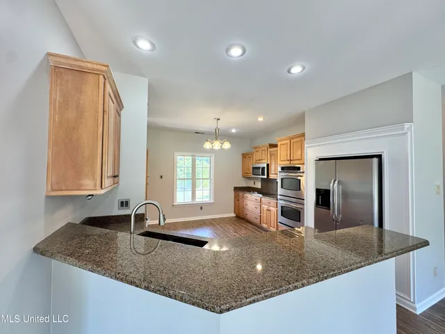 $399,900 | 404 Golden Pond Circle, Coldwater, MS 38618