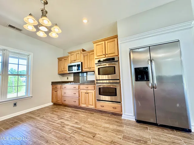 $399,900 | 404 Golden Pond Circle, Coldwater, MS 38618