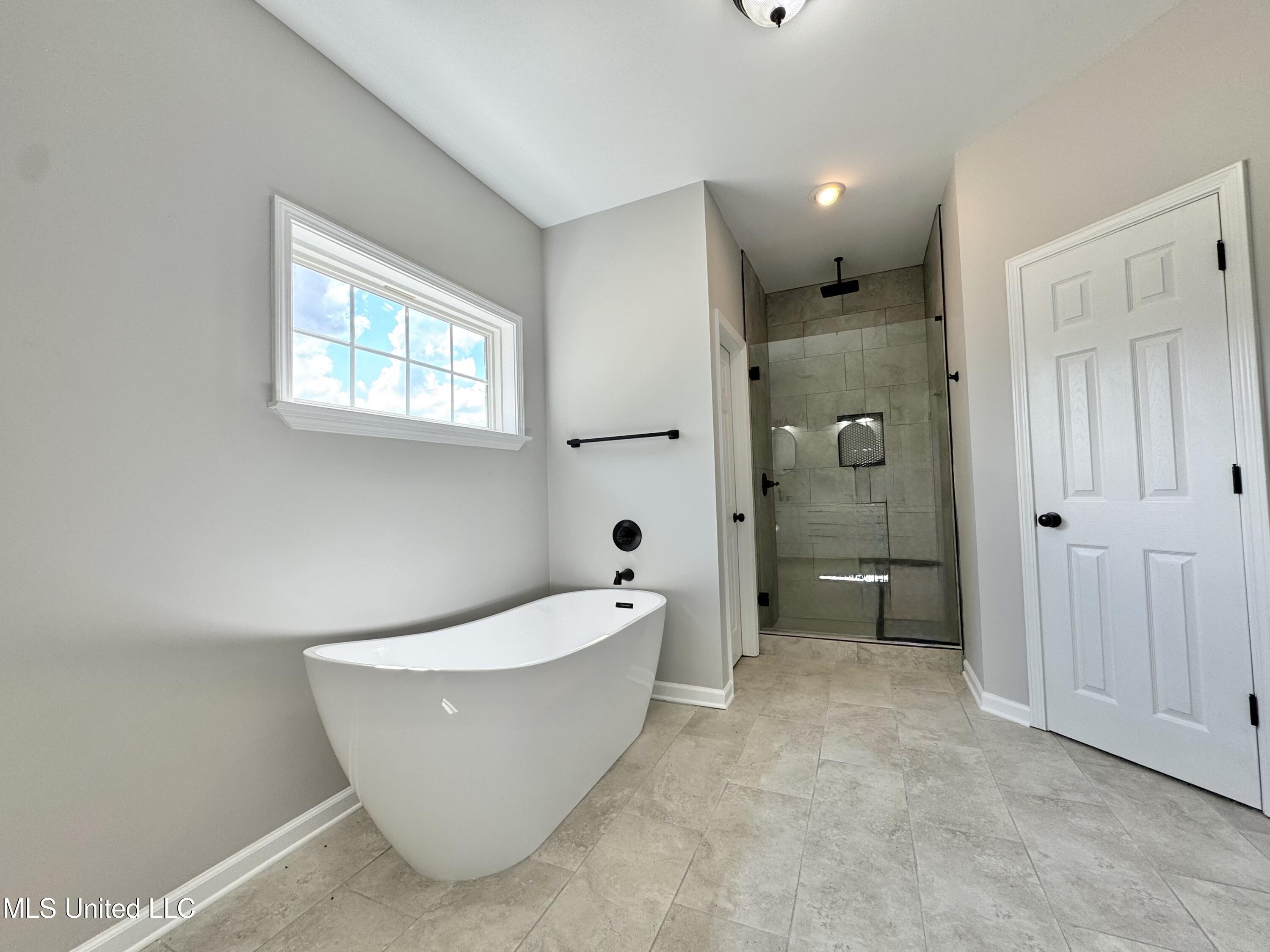 404 Golden Pond Circle Coldwater, MS 38618 - Photo 31 of 52 IMG_1742