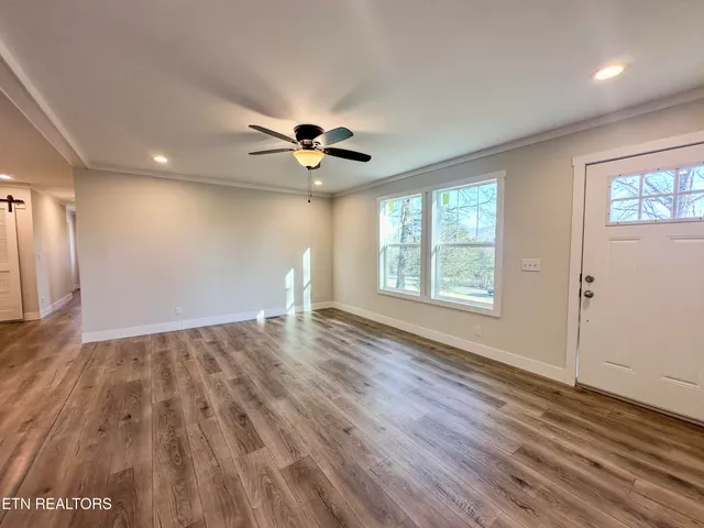 $299,900 | 8505 East Emory Road, Corryton, TN 37721