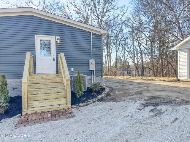 $299,900 | 8505 East Emory Road, Corryton, TN 37721