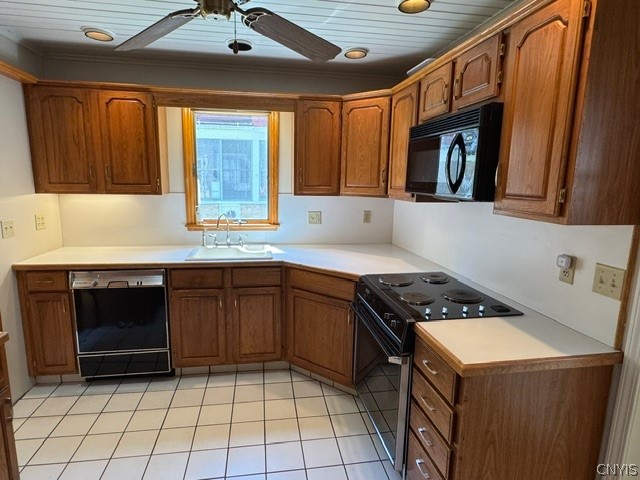 502 Broad Street Oneida, NY 13421 - Photo 8 of 43 Fully applianced kitchen