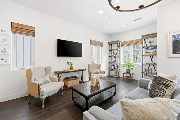 $729,000 | 2530 Lawrence Street, Unit RA102, Denver, CO 80205