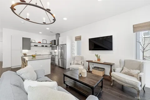 $749,000 | 2530 Lawrence Street, Unit RA102, Denver, CO 80205