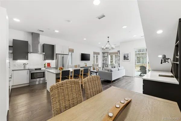 $729,000 | 2530 Lawrence Street, Unit RA102, Denver, CO 80205