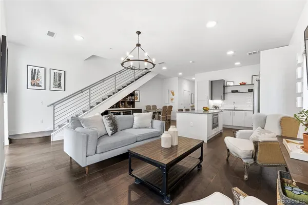 $729,000 | 2530 Lawrence Street, Unit RA102, Denver, CO 80205