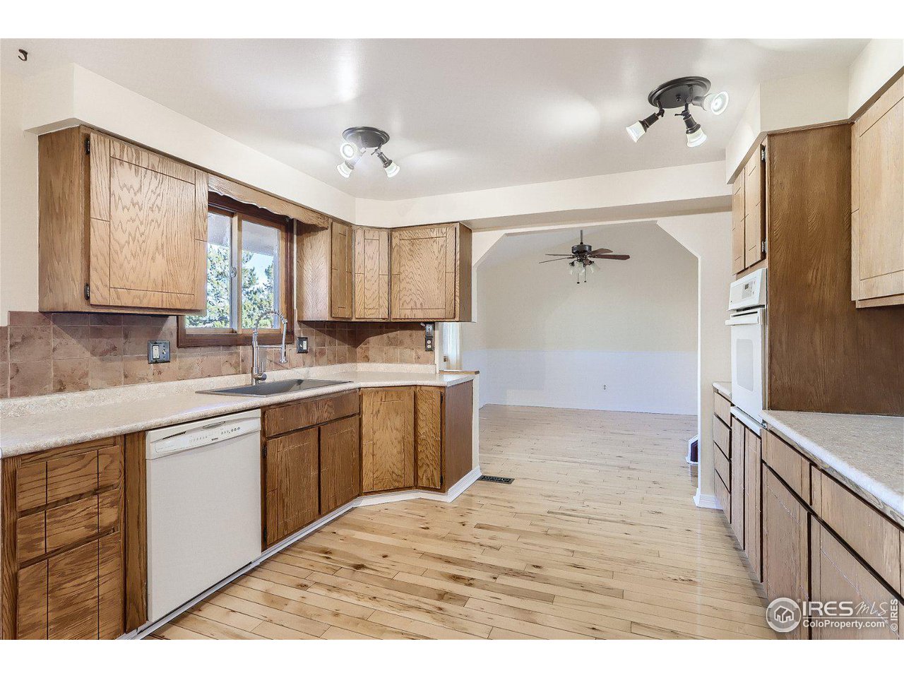 3312 Meining Road Berthoud, CO 80513 - Photo 7 of 39