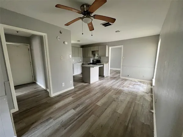 $1,675 | 10859 Fairland Drive, Houston, TX 77051