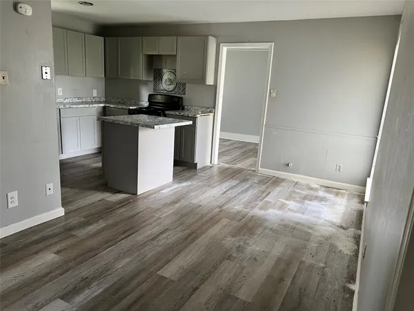 $1,675 | 10859 Fairland Drive, Houston, TX 77051