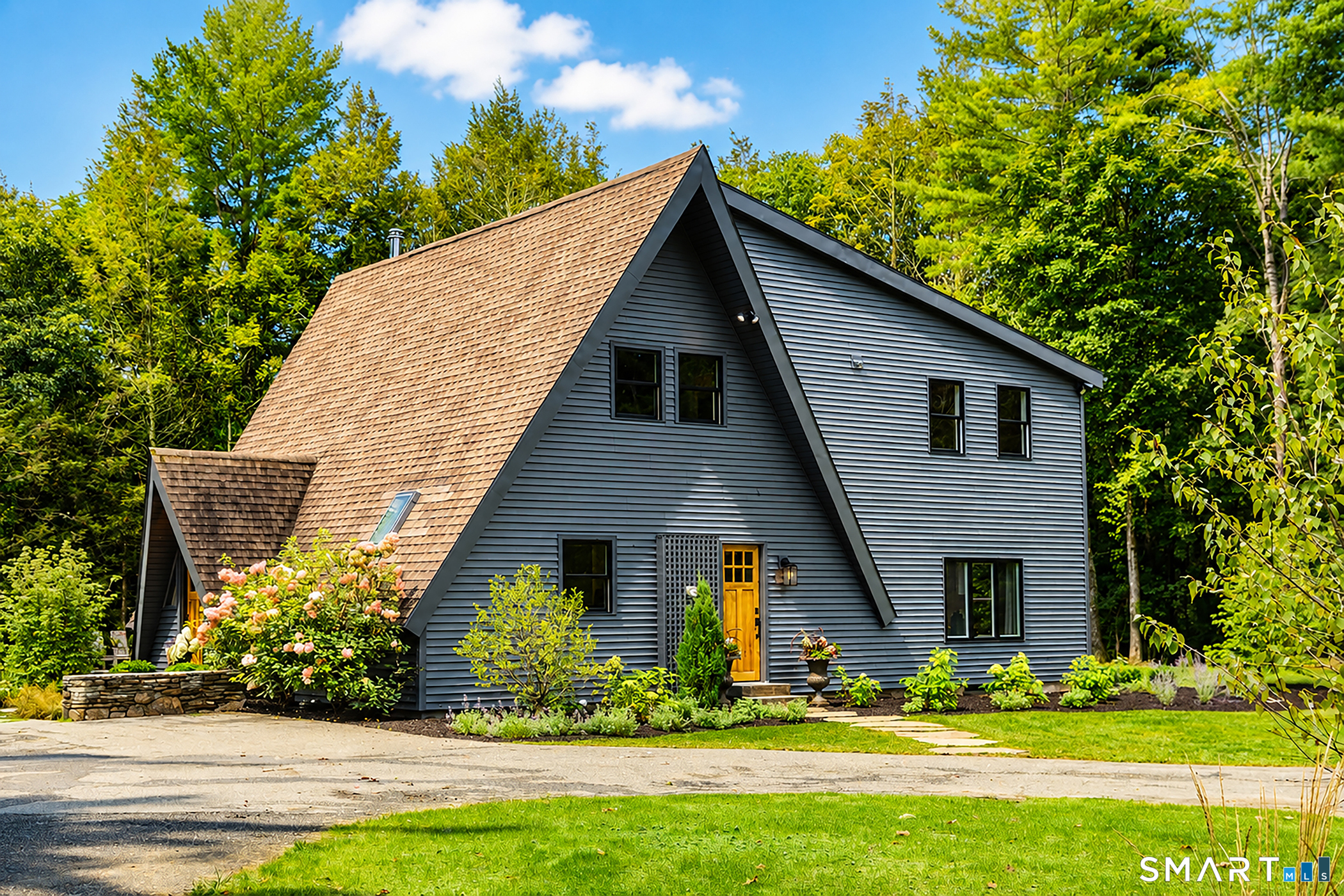 73 Dublin Road Canaan, CT 06031 - Photo 2 of 36 Gallery Image 2